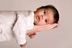 Baby Yum Yum - 6 common baby ailments & how to treat them including congestion, cradle cap, acne & thrush