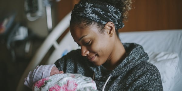Natural Birth vs C-Section: What Expecting Mothers Need to Know