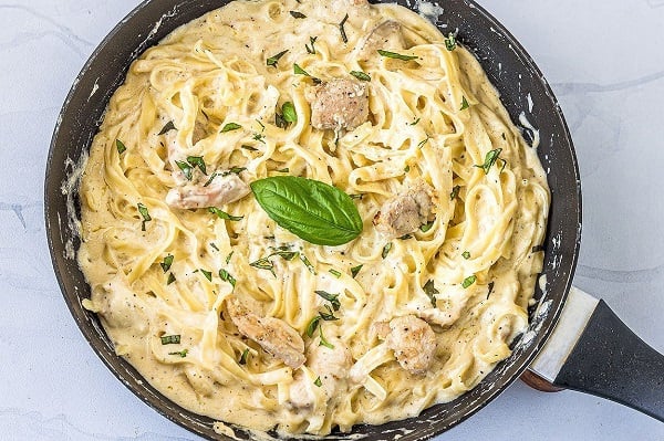 Easy Chicken Pasta Recipes for Busy Weeknights 11 Cheesy Chicken Pasta