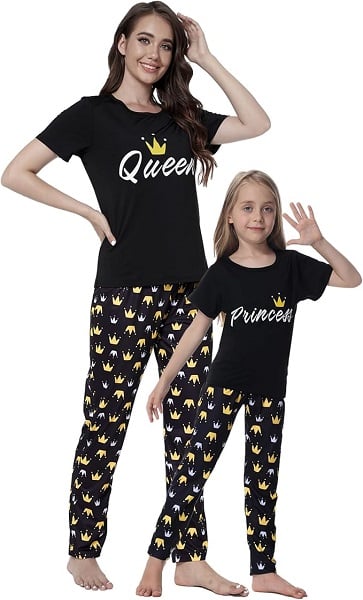 MyFav Mommy and Me Pajamas Heart Print Sleepwear Family Matching Short Sleeve Nightwear
