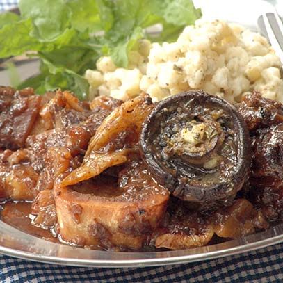 Recipe Ideas For Family Day That Everyone Will Enjoy 15 Oxtail Potjie with a difference