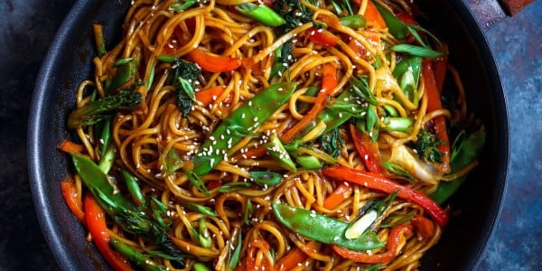 Quick and Easy Vegetable Noodle Stir Fry in 20 Minutes