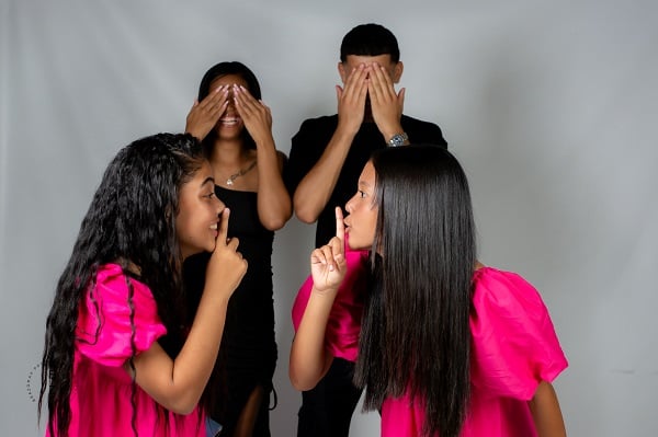 Zinzi van der Merwe shares her stunning gender reveal with us