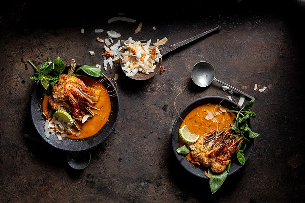 Air-fryer coconut prawns